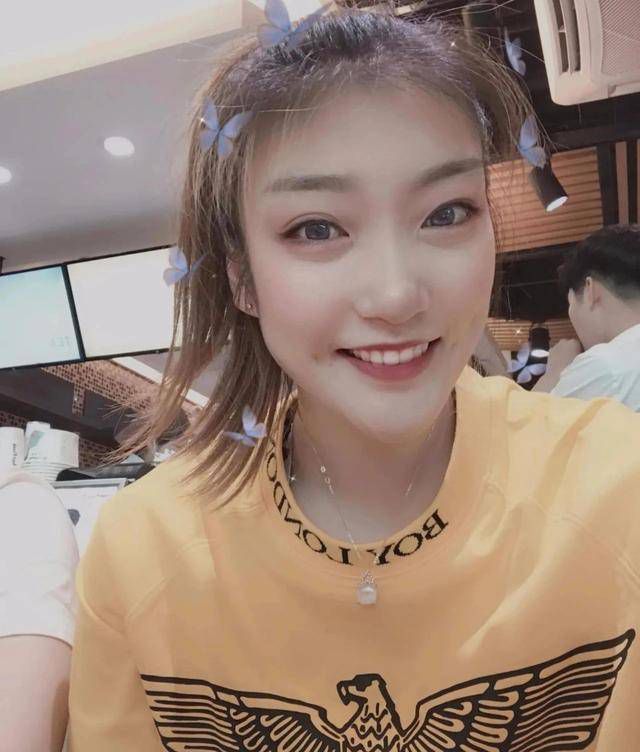 性感裸体